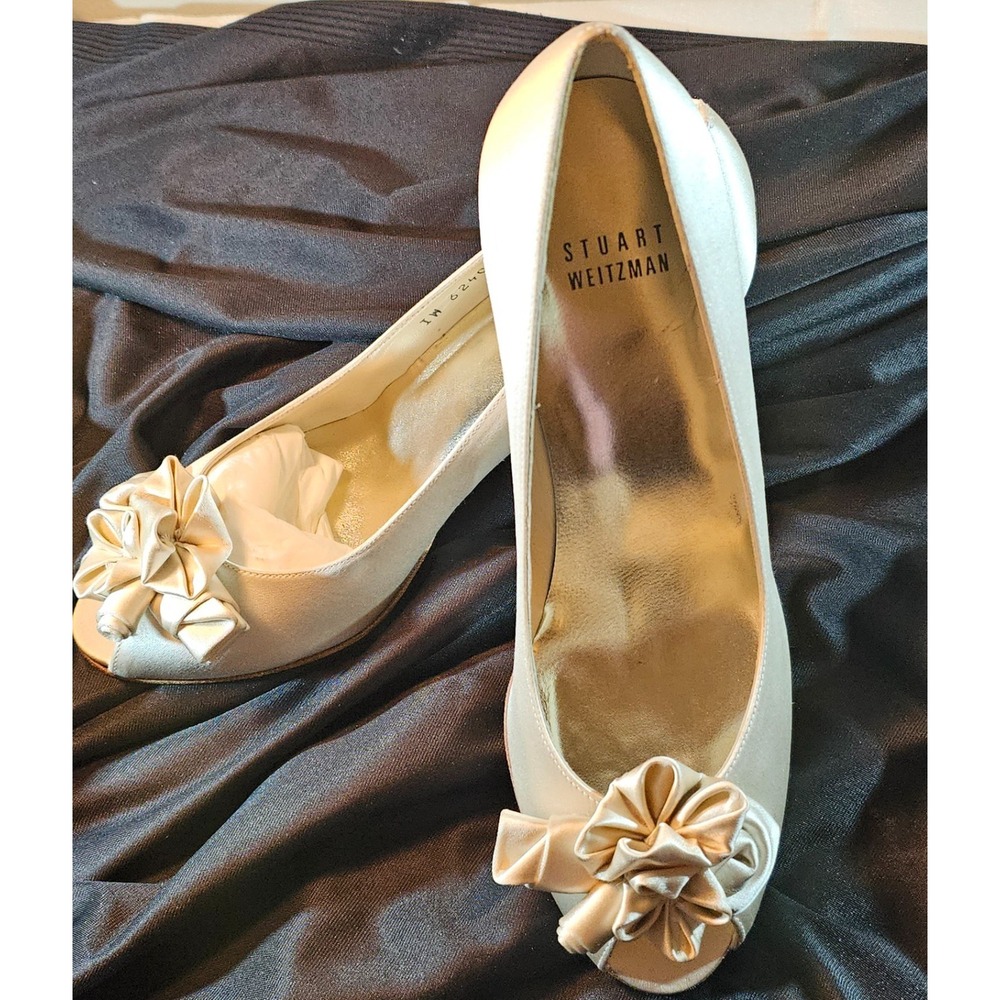 Stuart Weitzman Marimbow Ivory Satin open-toe pumps, 7M, 3-in heel leather sole